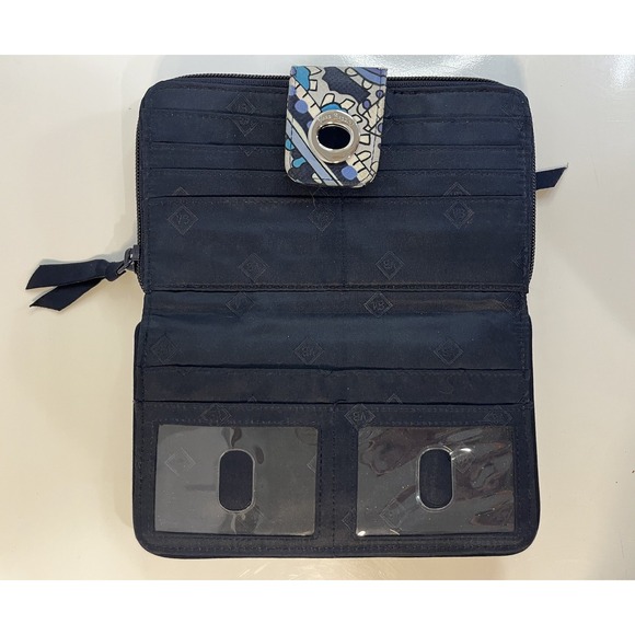VERA BRADLEY Iconic RFID Turnlock Zip Around Wallet Deep Night Paisley‎ Quilted - Picture 8 of 8